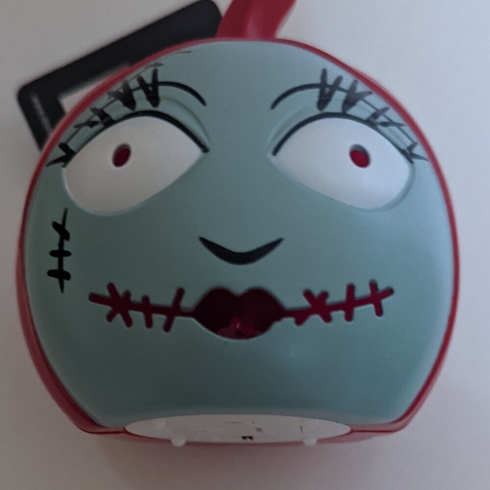 NWT 3" Sally Mini Light Up LED Pumpkin JOL Nightmare Before Christmas NBC Disney - Picture 5 of 9